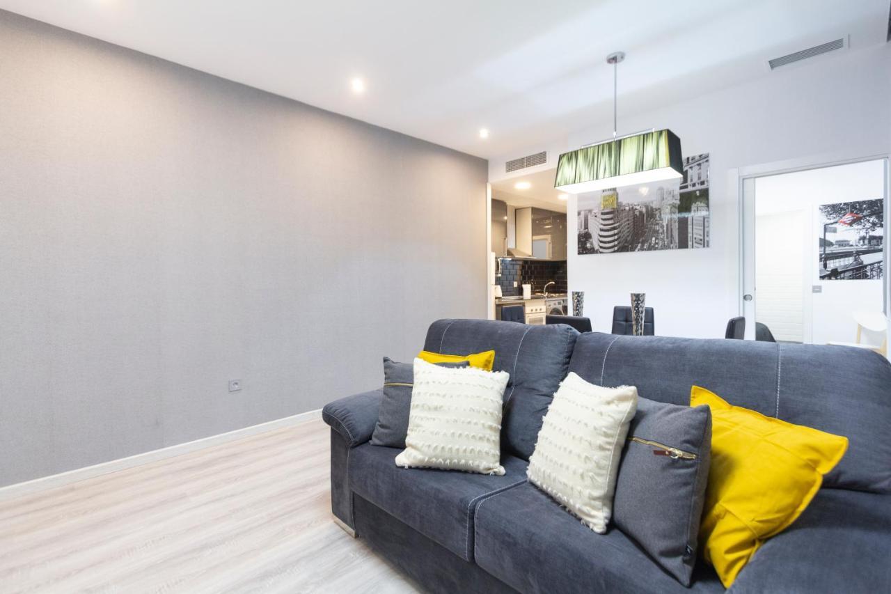 Prado Apartment Madrid Exterior photo