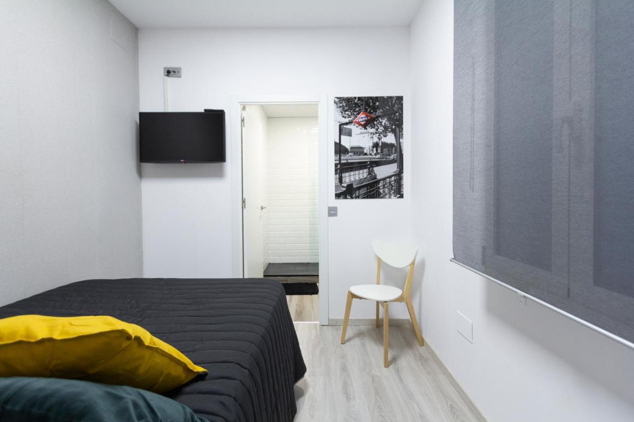 Prado Apartment Madrid Exterior photo